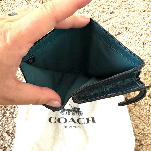 Coach Metallic Teal Pebble Leather 2 way Crossbody with Matching Wallet - Picture 13 of 14